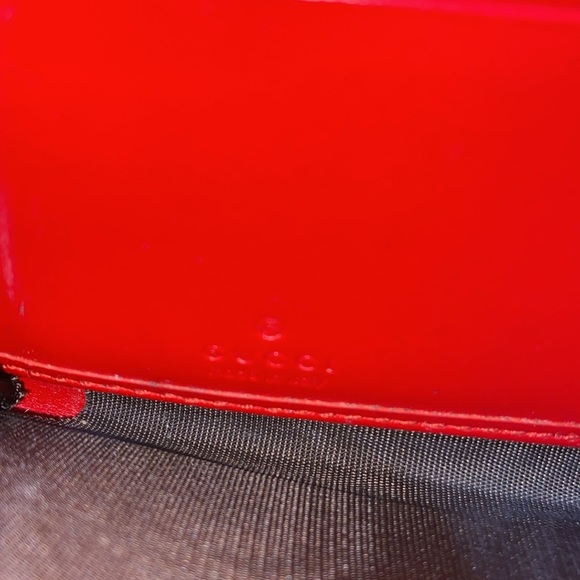 Beautiful red Gucci Guccissima bow zip wallet. ❤️ - Picture 12 of 12